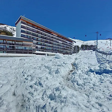 Aravis 212 By Interhome Apartman